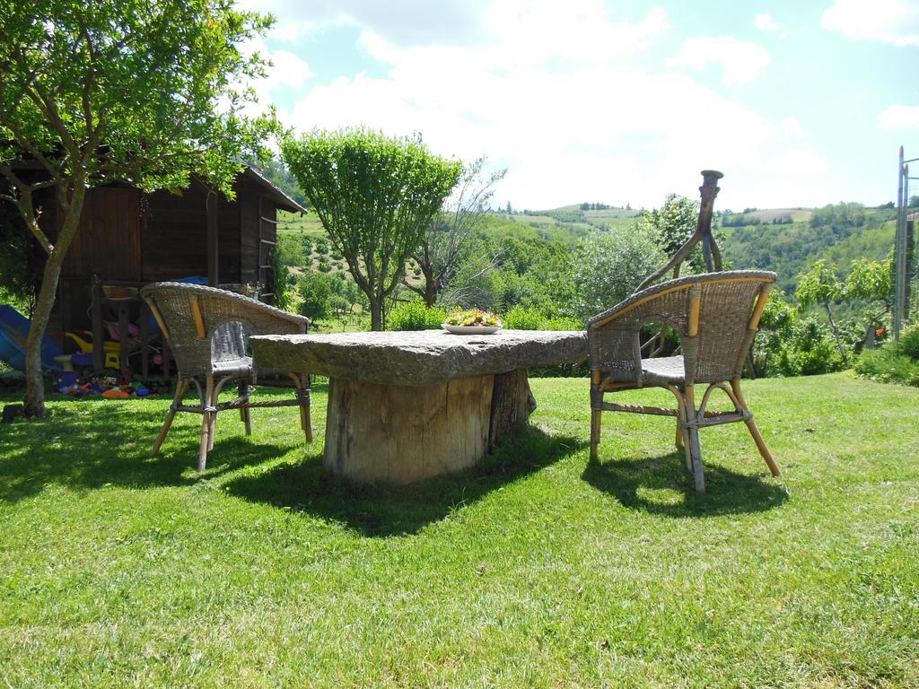Agriturismo Affittacamere Barbarossa Dogliani Ngoại thất bức ảnh