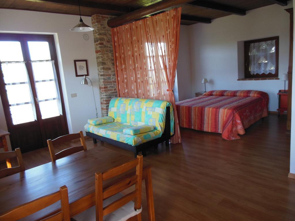 Agriturismo Affittacamere Barbarossa Dogliani Ngoại thất bức ảnh