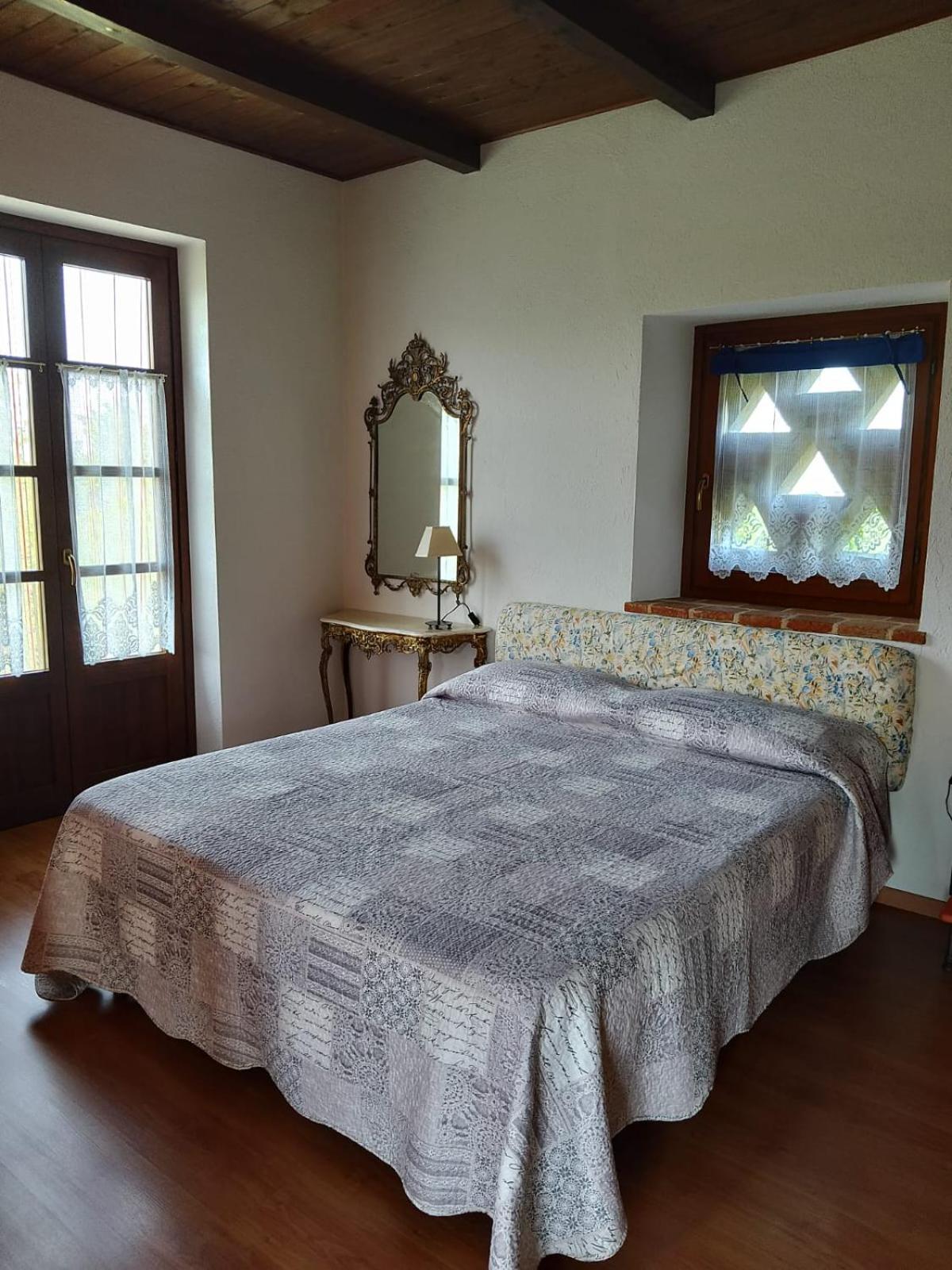 Agriturismo Affittacamere Barbarossa Dogliani Ngoại thất bức ảnh