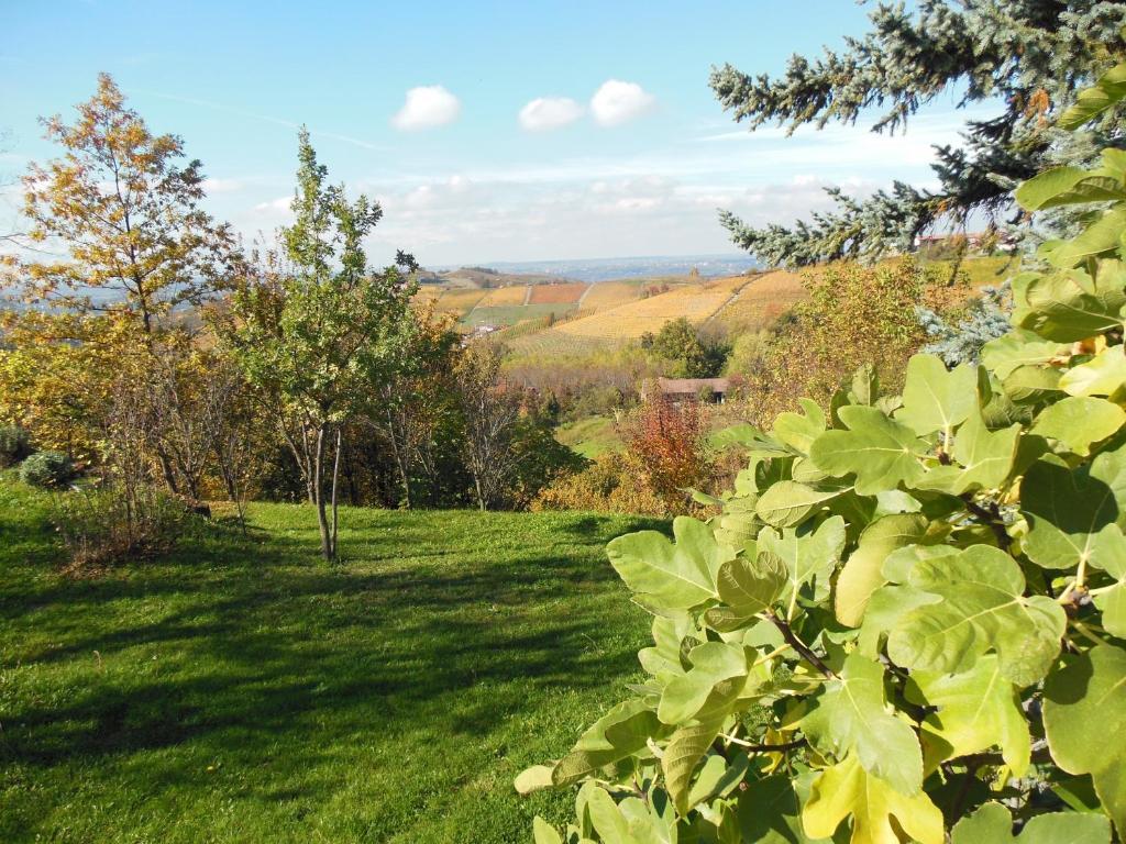 Agriturismo Affittacamere Barbarossa Dogliani Ngoại thất bức ảnh